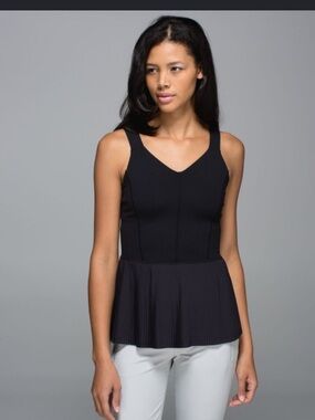 Lululemon City Tank -
Black pleated summer active cutout casual $109 workout